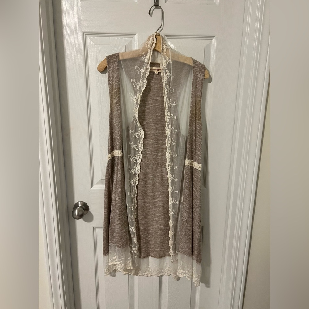 Altered State dress length light sweater vest with lace accents, size small